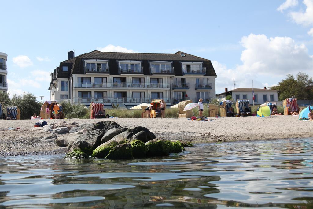 Mein Strandhaus - Hotel, Restaurant & Schwimmbad Timmendorfer Strand Esterno foto