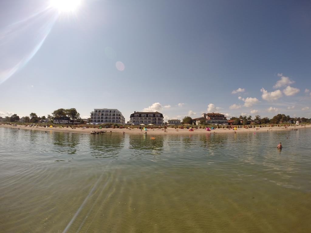 Mein Strandhaus - Hotel, Restaurant & Schwimmbad Timmendorfer Strand Esterno foto